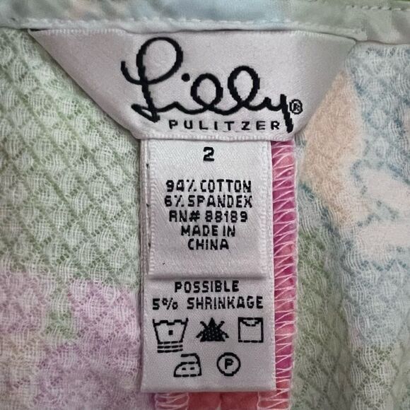 Lilly Pulitzer Multi-Color Patchwork Shorts Size 2 - Picture 3 of 3
